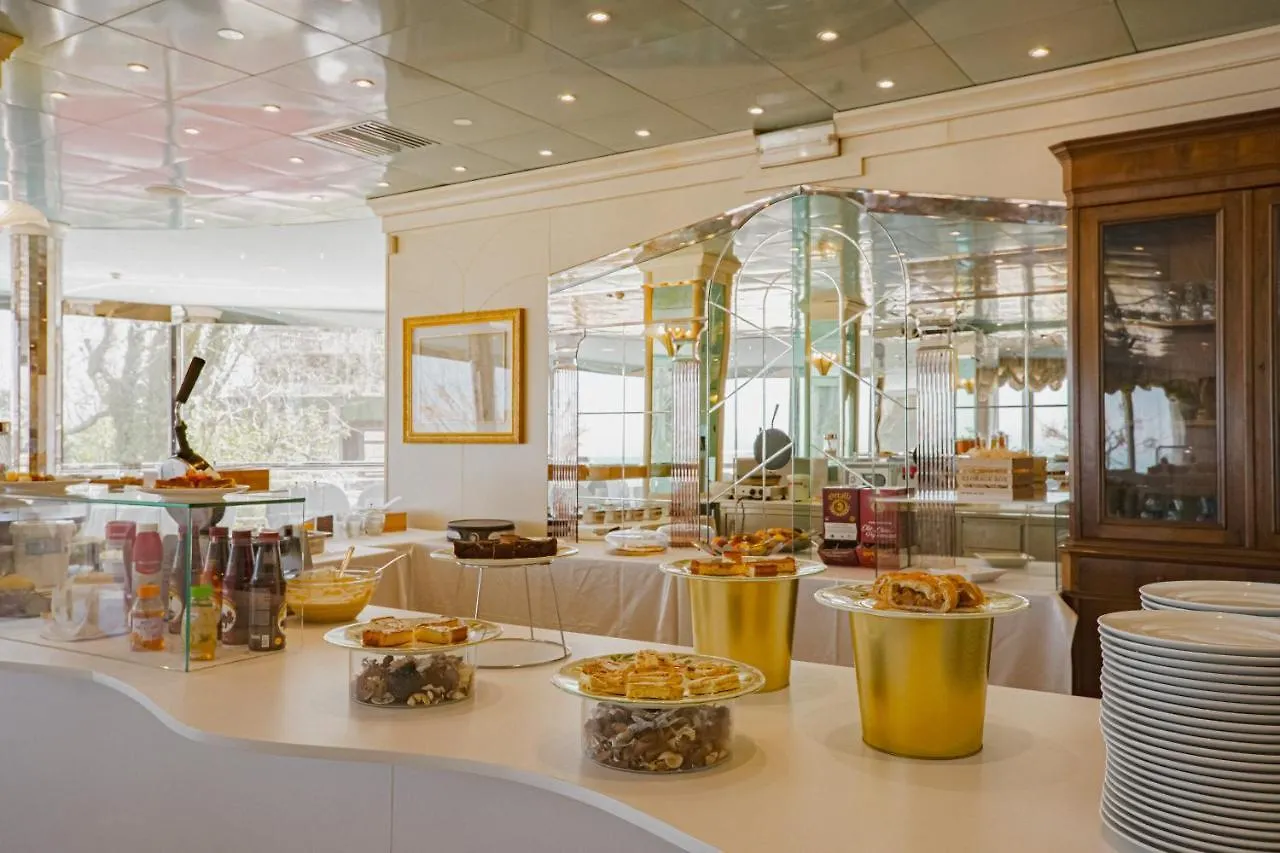 ****  Hotel Des Nations - Vintage Hotel Sul Mare Riccione Italy
