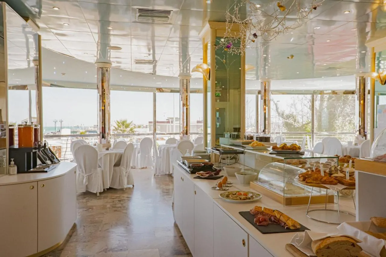 Hotel Des Nations - Vintage Hotel Sul Mare Riccione