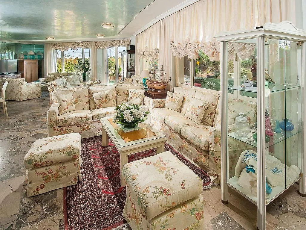 Hotel Des Nations - Vintage Hotel Sul Mare Riccione