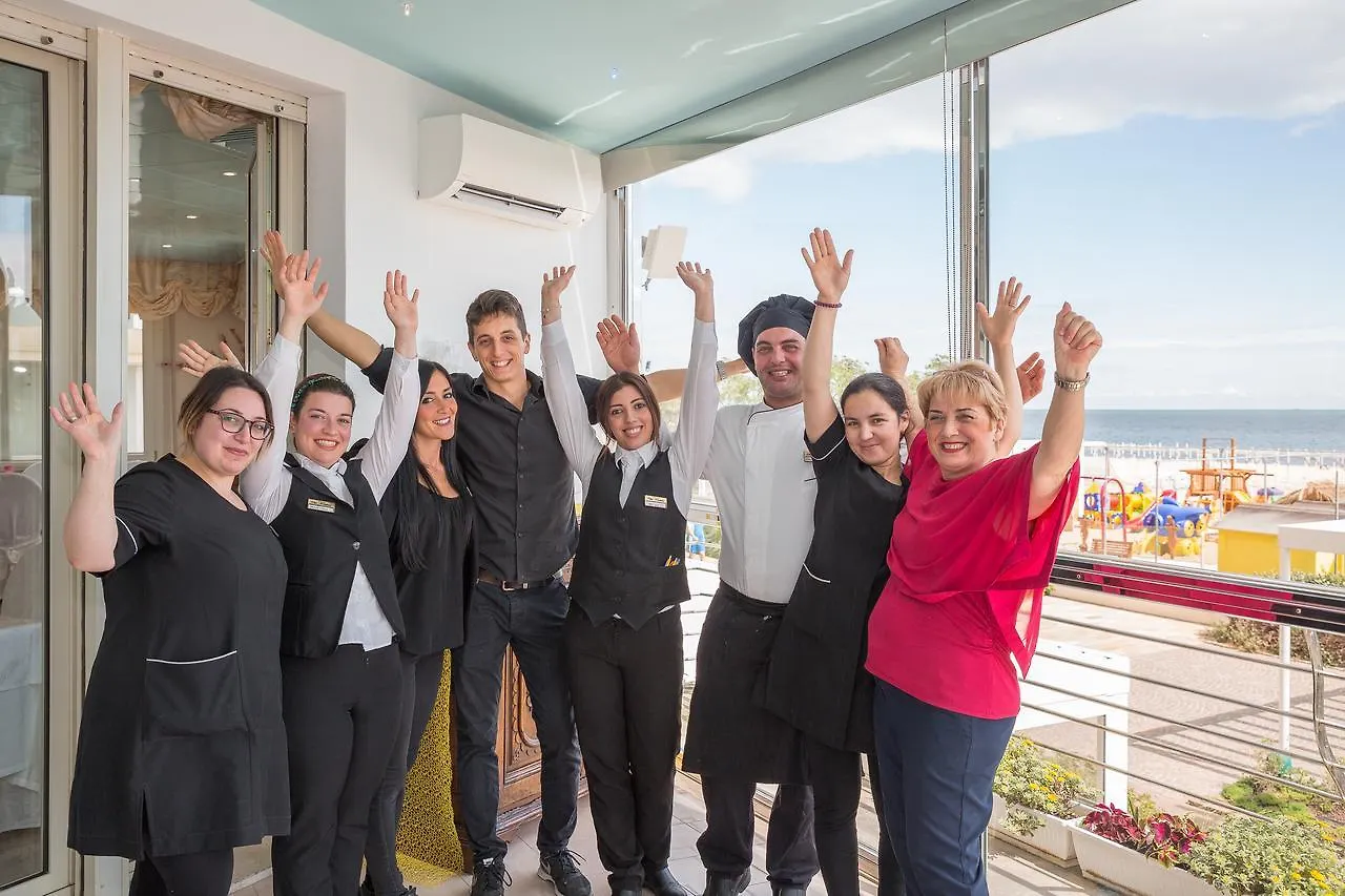 Hotel Des Nations - Vintage Hotel Sul Mare Riccione