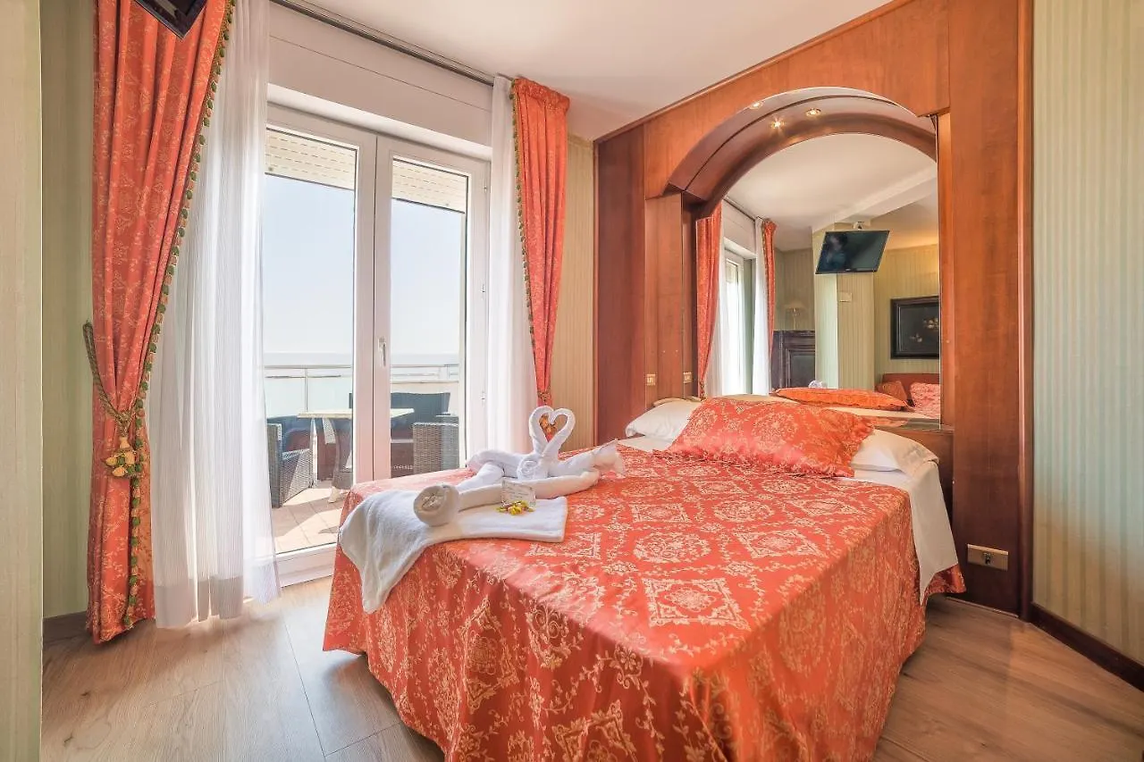 Hotel Des Nations - Vintage Hotel Sul Mare Риччоне
