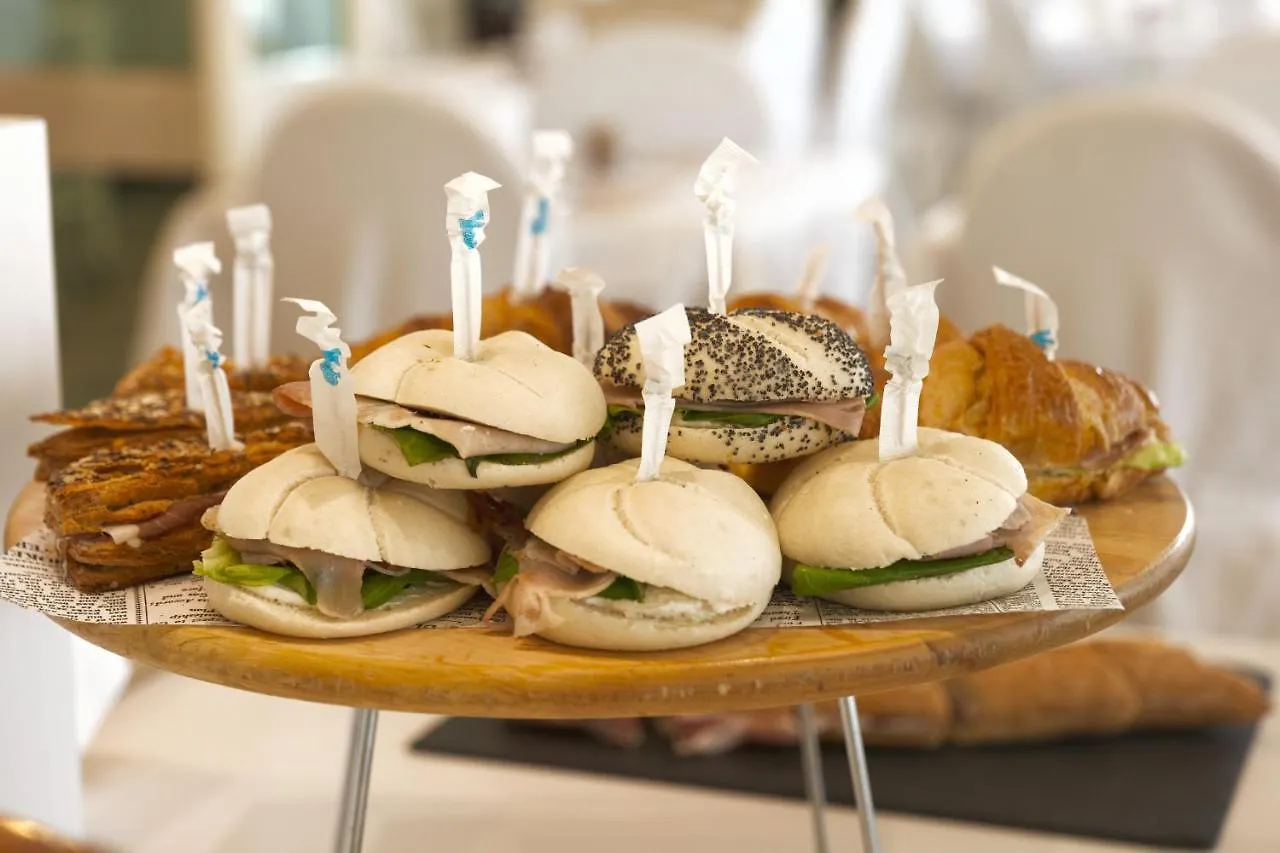 Hotel Des Nations - Vintage Hotel Sul Mare Riccione