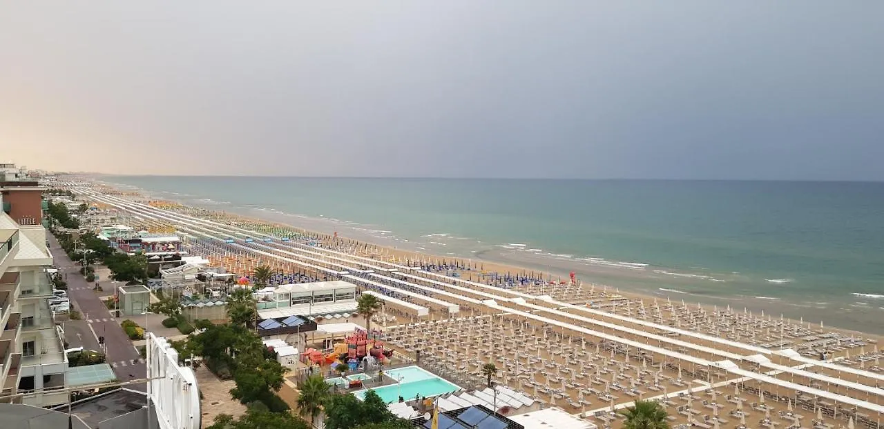 ****  Hotel Des Nations - Vintage Hotel Sul Mare Riccione Itália